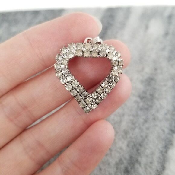 Vintage Rhinestone Heart Shaped Pendant, Silver Tone, Elegant, Estate - Picture 5 of 6